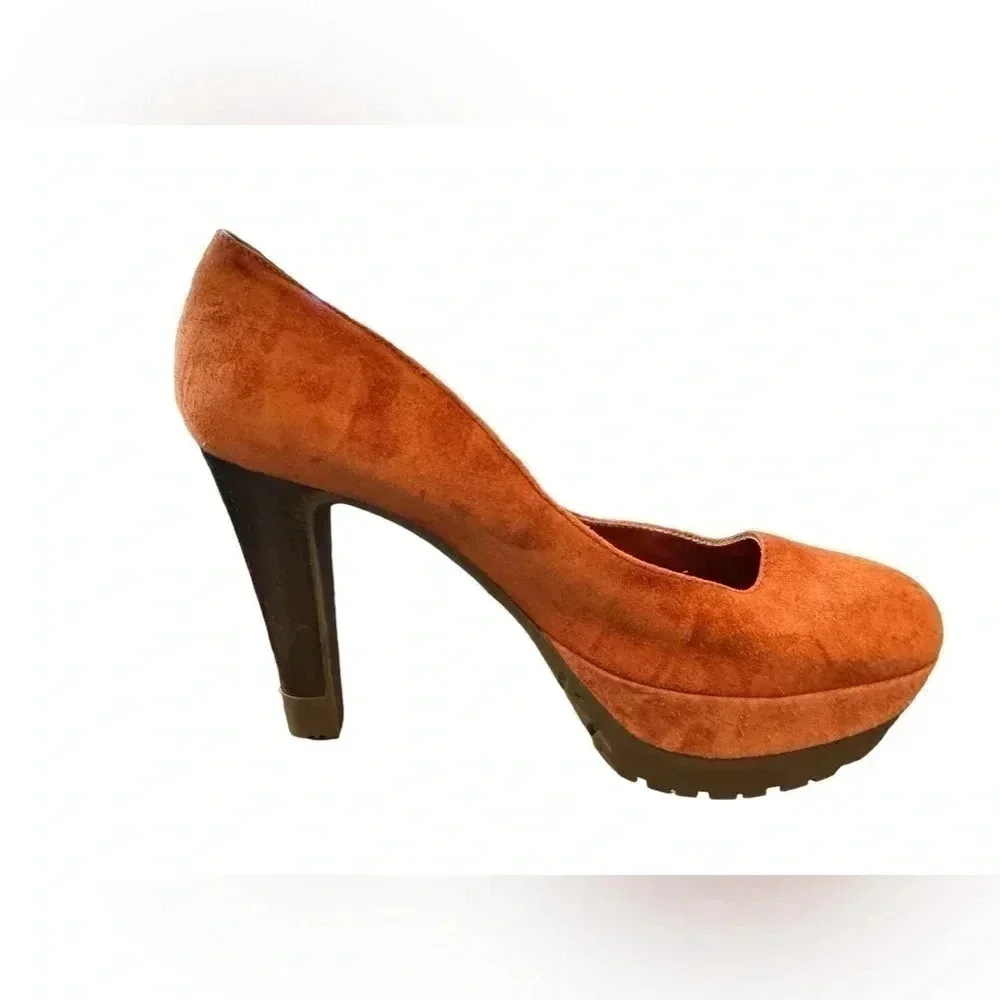 EUC Sergio Rossi Suede Platform Pumps (38.5)